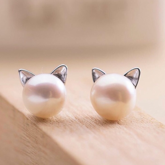 Jewelry - cat earrings